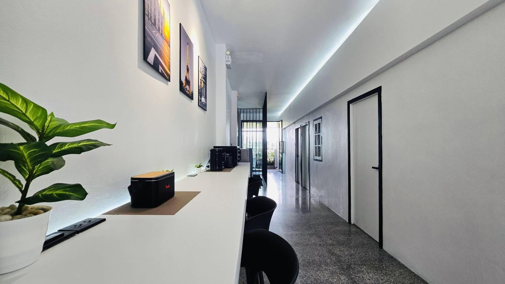 Long work counter and hallway