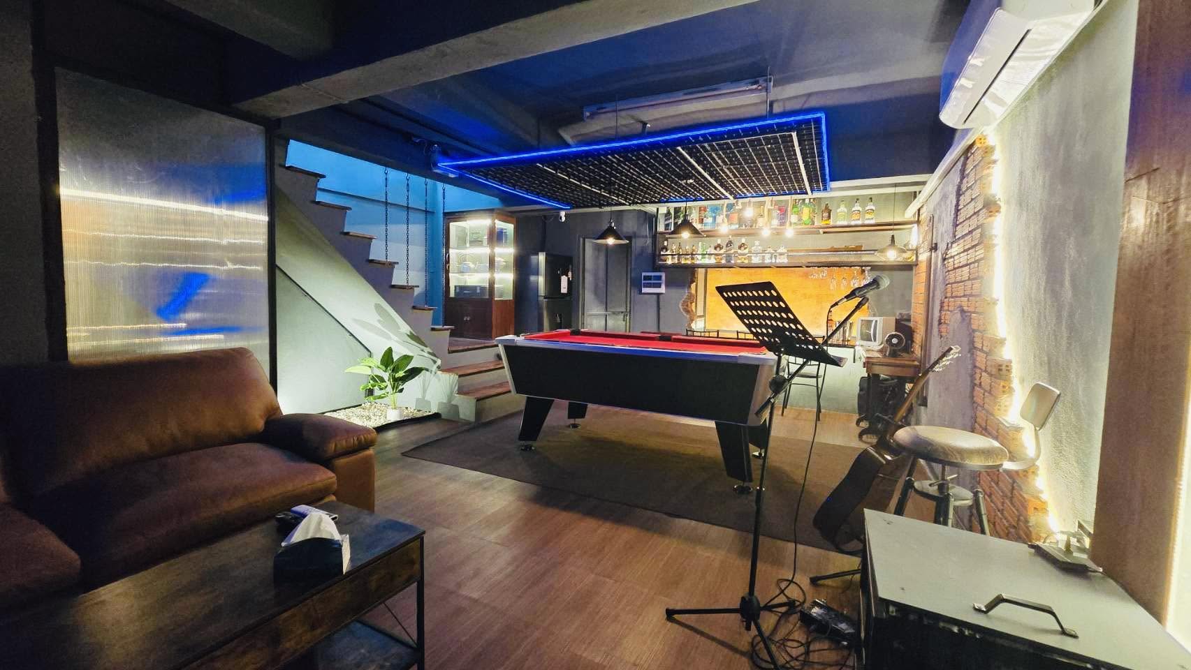 Activities room with pool table and karaoke